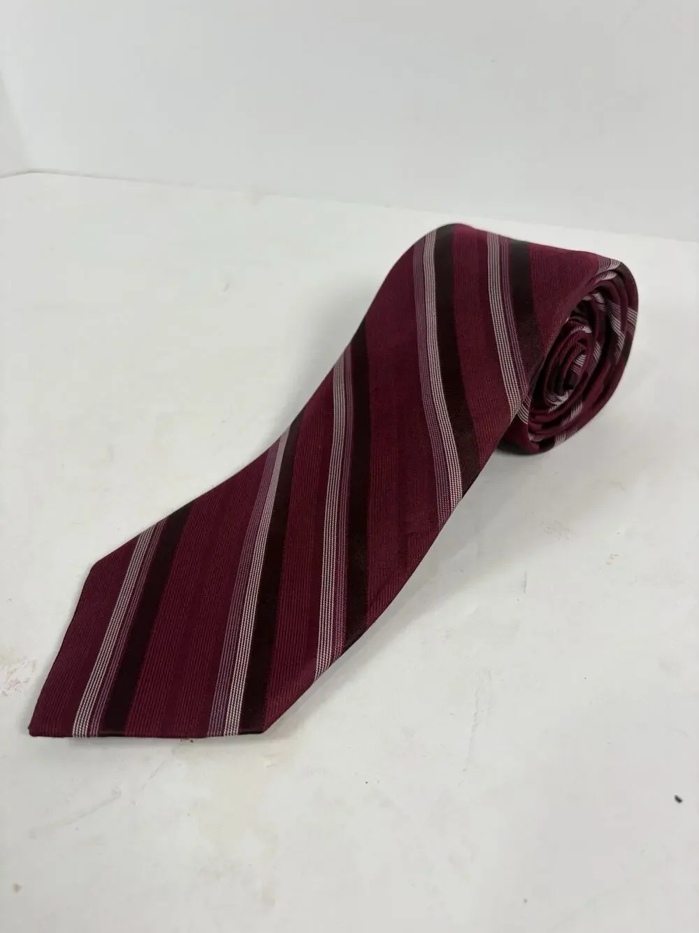 Calvin Klein Mens 100% Silk Tie Burgundy Pink Striped Designer Necktie Classic